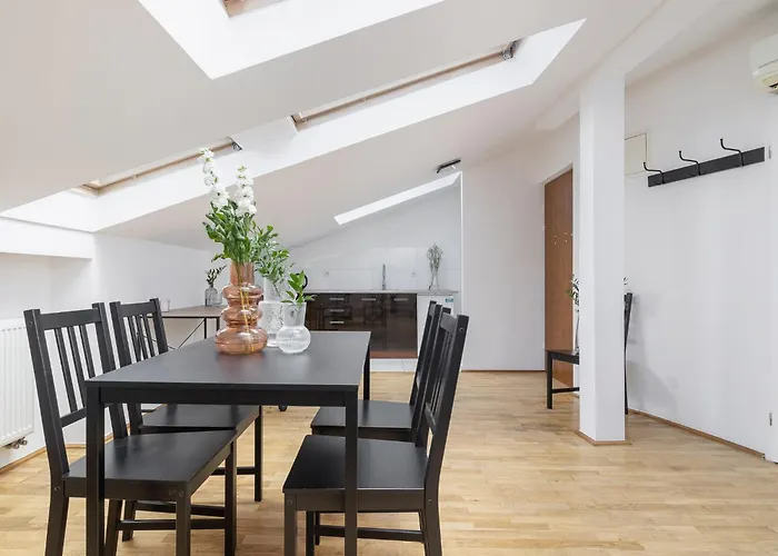 Studio Apartment With Ac - Dluga 65 Street